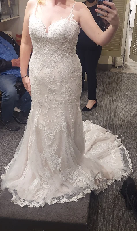 Big Savings Sottero & Midgley Derrick