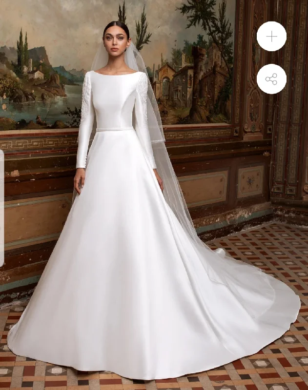 Great Deals Pronovias VESTA