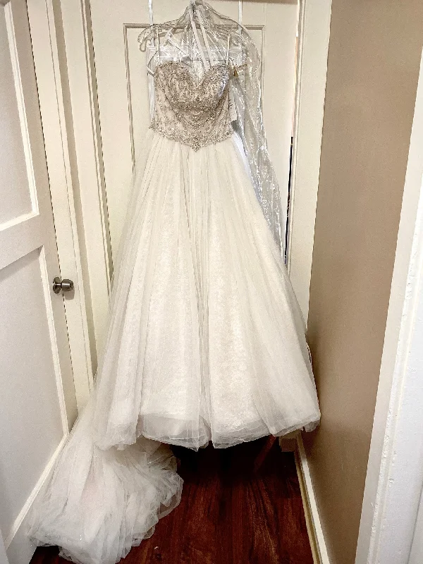 Weekend Flash Sale Sophia Tolli Y21663 Novella