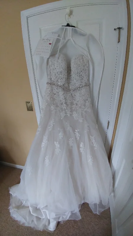 Quick Sale Sophia Tolli 11552