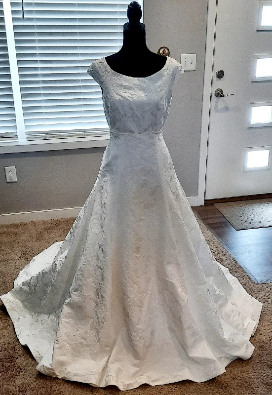 Year-End Sale Sassi Holford Grace