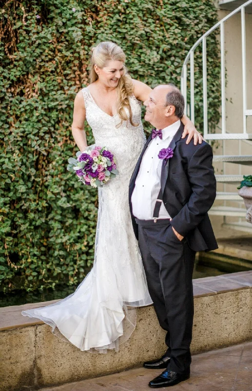Amazing Deals Allure Bridals C264