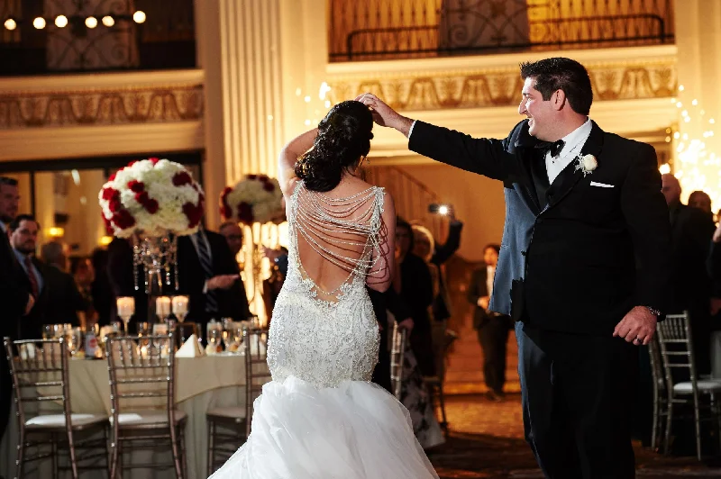 Overstock Allure Bridals C388