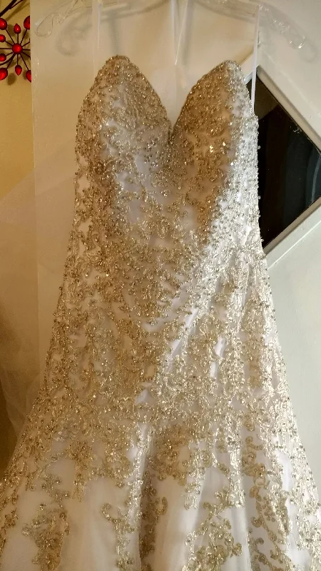 Midnight Madness Allure Bridals c365