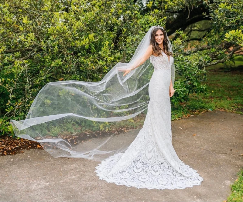 Today’s Special Pronovias Magnolia