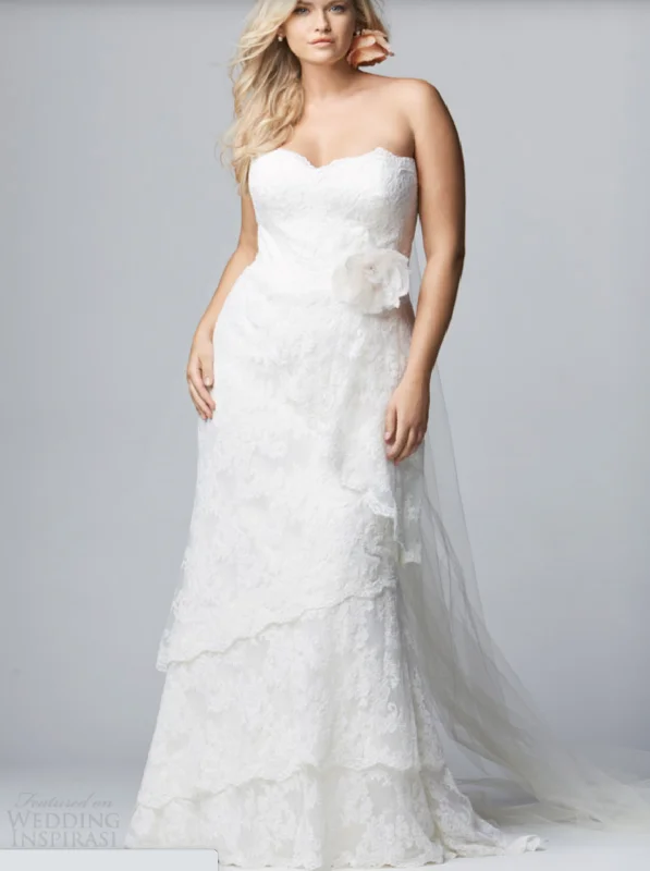 Midnight Madness Watters style 12128 “Luisa” .