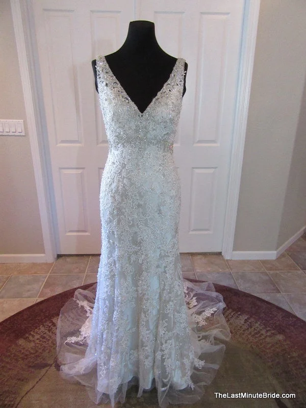 Seasonal Clearance Allure Bridals C352