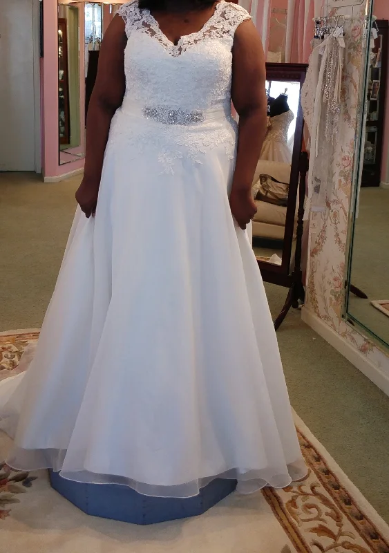 Grand Opening Sale Sincerity Shelby