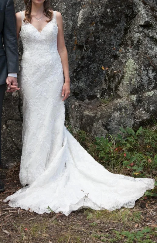Deal Dash Allure Bridals c153