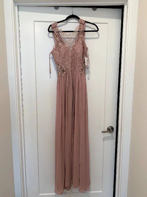 Final Clearance David's Bridal