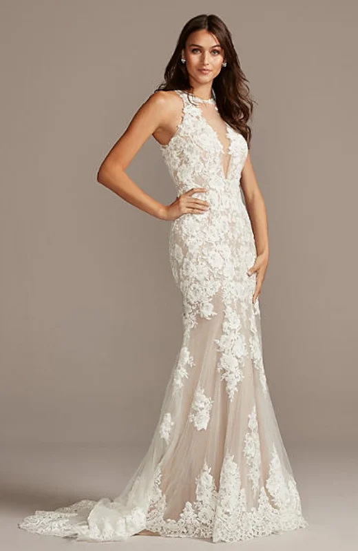 Deal of the Week David's Bridal Galina Signature Illusion Keyhole Applique We