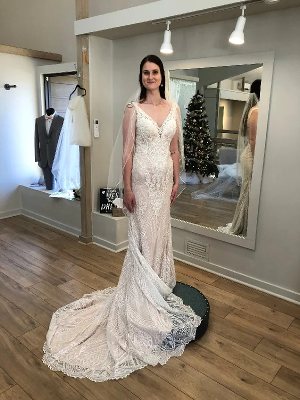 Price Blitz Allure Bridals C502