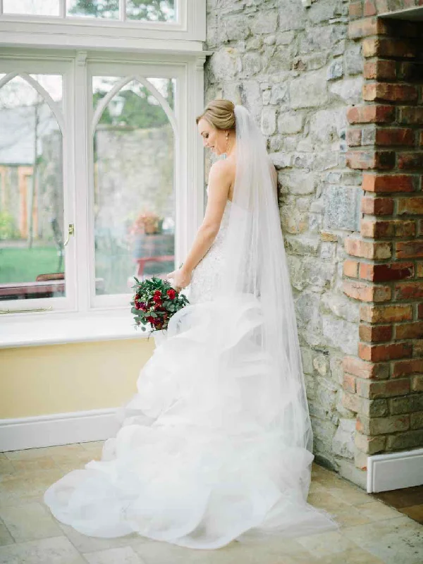Bargain Bin Allure Bridals C389