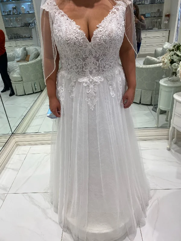 Shop and Save Sophia Tolli Kaydence Y12023