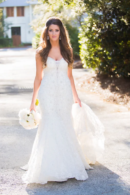 Extra Discounts Allure Bridals C200