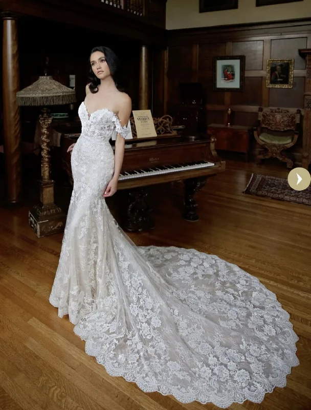 YEAR-End Clearance Enzoani Blue - Marija