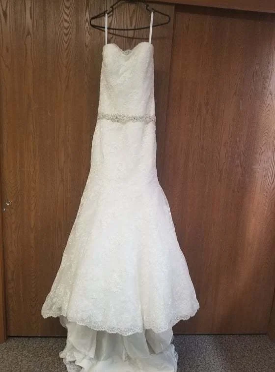 Bargain Blast Allure Bridals C263