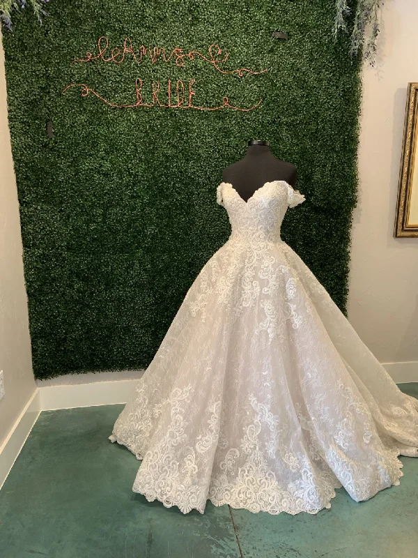Deep Discounts Allure Bridals C461