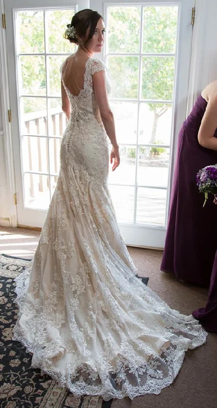 Major Savings Allure Bridals C207