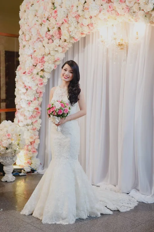 Overstock Allure Bridals C280