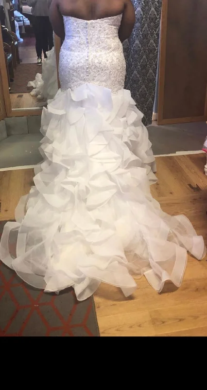Price Blitz Allure Bridals C389