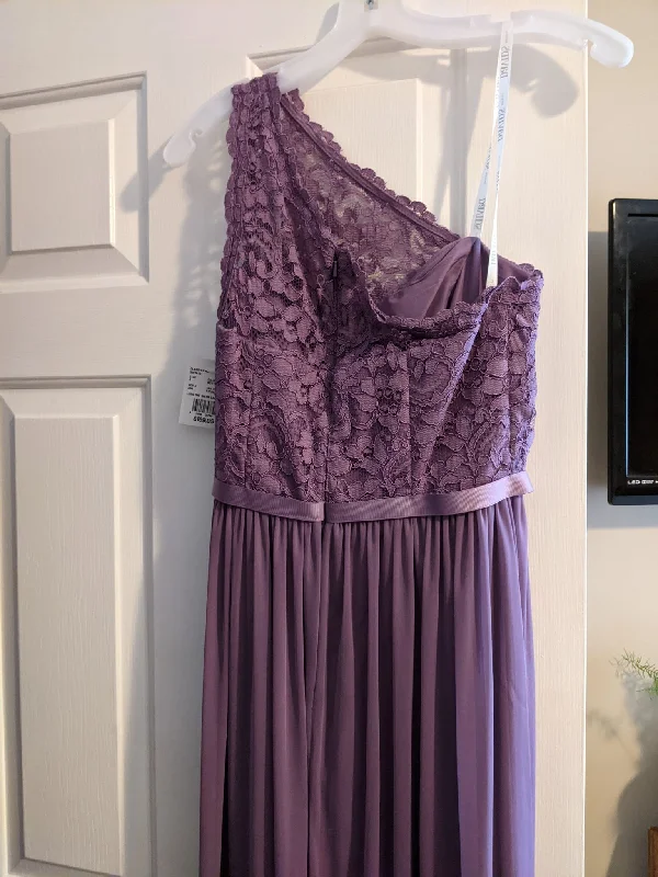 Year-End Sale David's Bridal F17063 Wisteria / 31014131