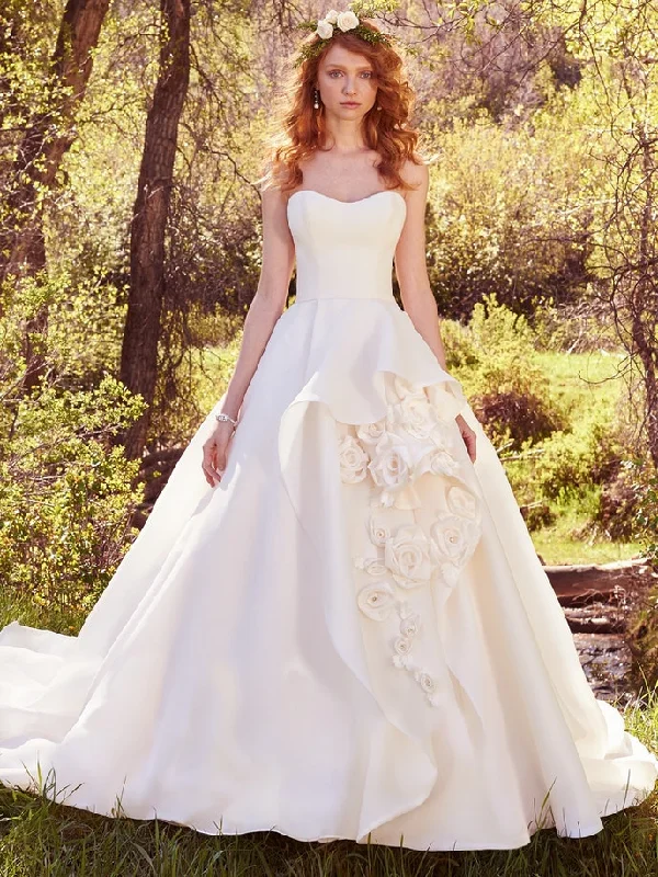 Weekend Flash Sale Maggie Sottero Bianca