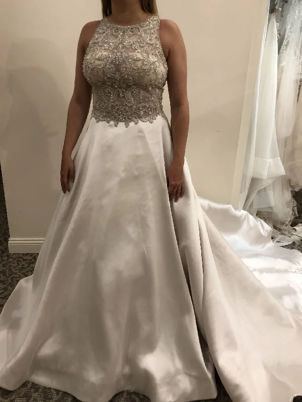 New Deals Allure Bridals C483