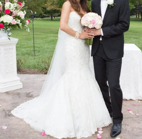 Massive Deals Allure Bridals C200