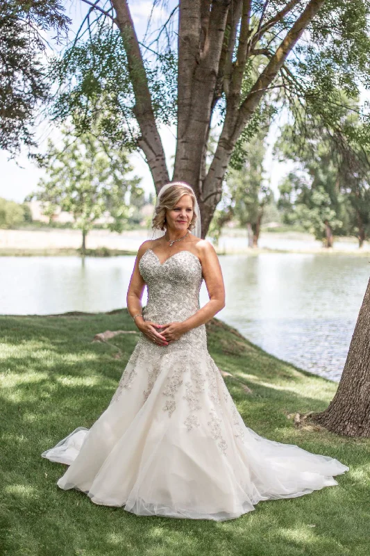 Hurry In Allure Bridals C365