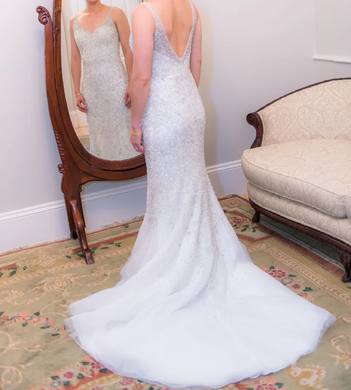 Take Advantage Allure Bridals C271