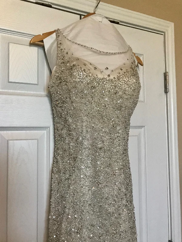 YEAR-End Sale Allure Bridals C271