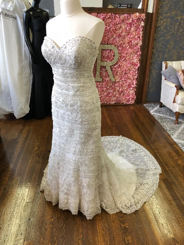 Get It Before It’s Gone Allure Bridals C260