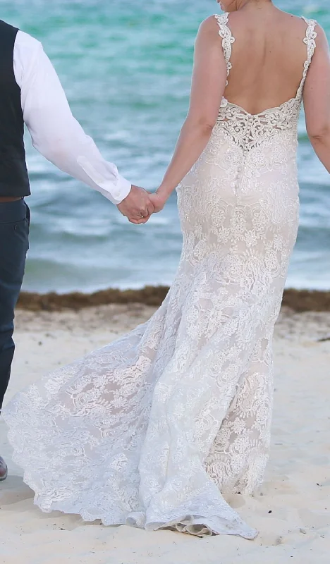 Weekend Deal Allure Bridals C462