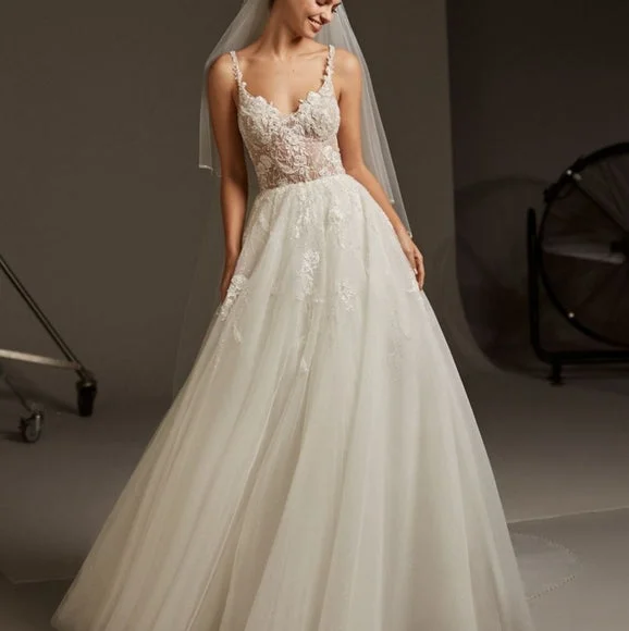 Online Specials Pronovias Juliet