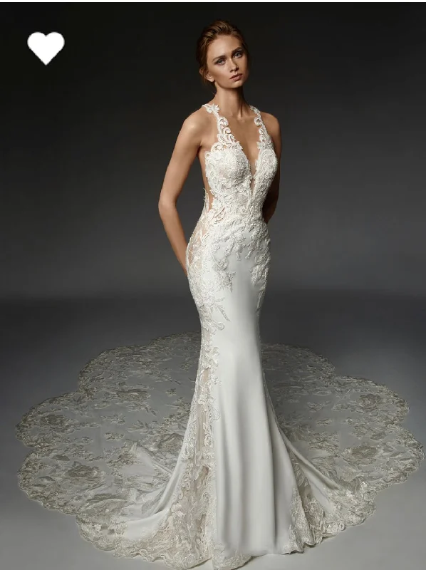 Buy Now Enzoani Gemma 19023