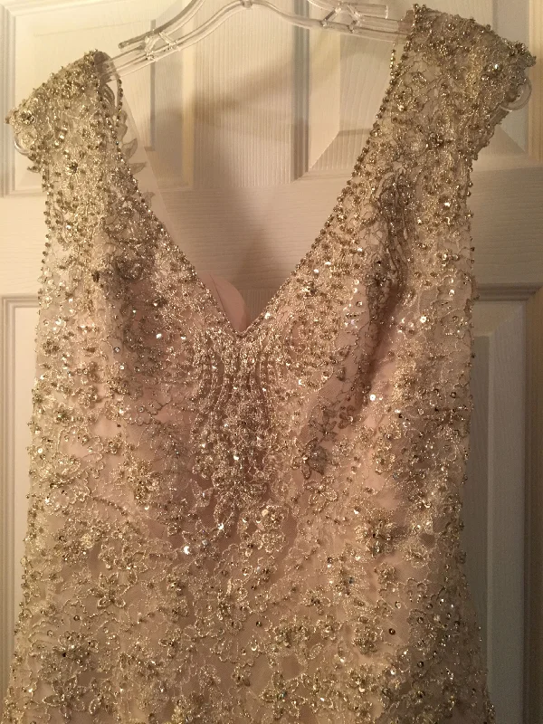 Quick Sale Allure Bridals C343