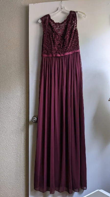 Daily Specials David's Bridal F19328