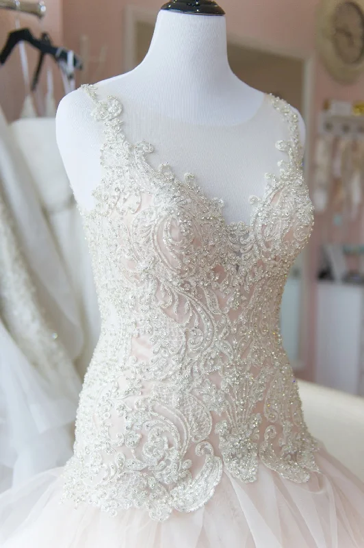 Fantastic Deals Allure Bridals C405