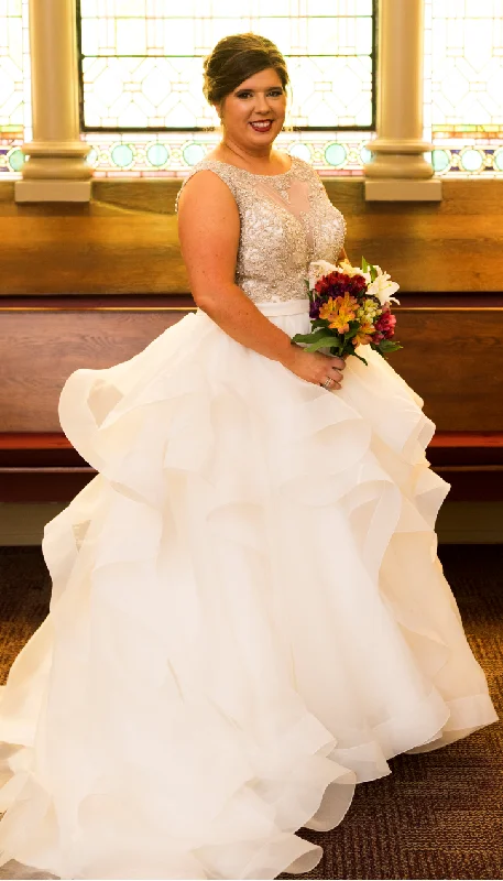 Season Finale Sale Allure Bridals C380