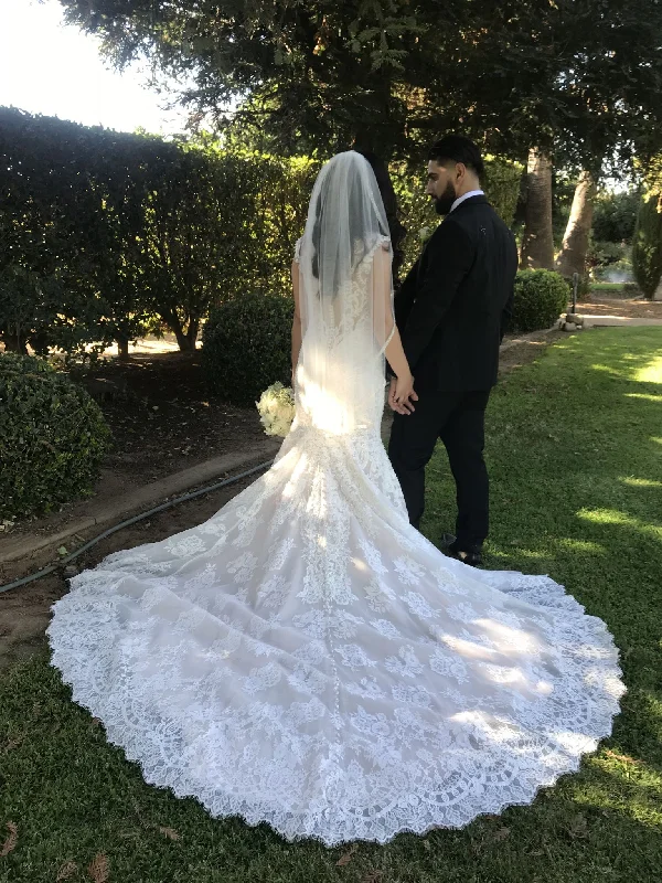 Last Chance Allure Bridals c490