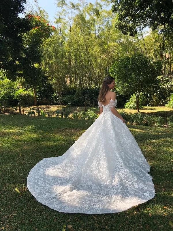 Super Bargain Allure Bridals C486