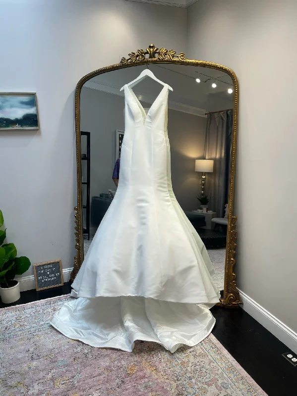 Deal Mania Other Custom Fit and Flare Wedding Dress with Straps