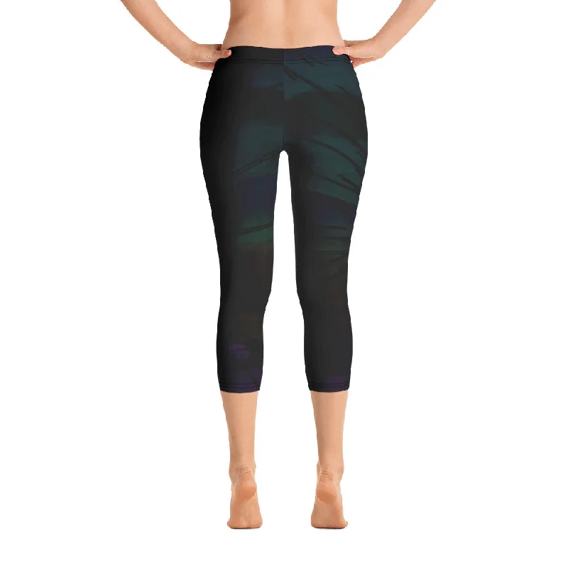 Final Sale Capri Legging - NIGHT FLOWER - (Active/Surf Leggings)