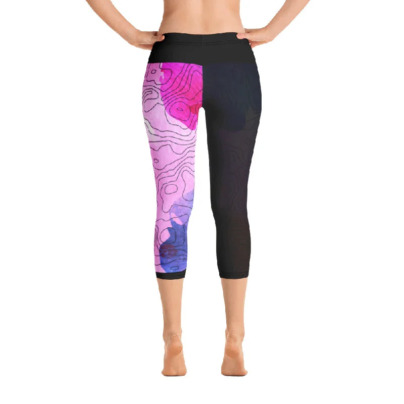 Weekend Deal Capri Legging - PINNERS - (Active/Surf Leggings)