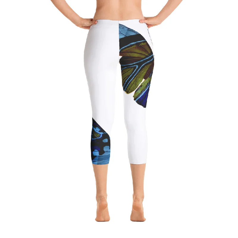 Fantastic Offers Capri Leggings - White Flyers