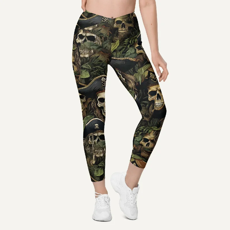 Can't Miss Pirate Skulls Crossover Leggings With Pockets