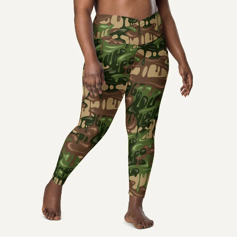 Hurry In Woodland Camouflage Drip Crossover Leggings With Pockets