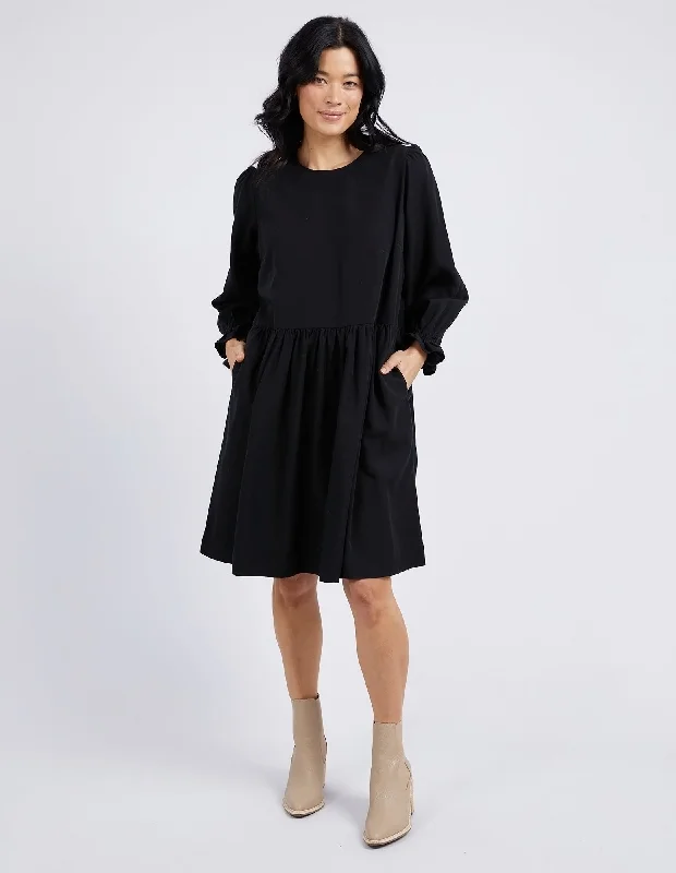 Special Buy River Dress Black
